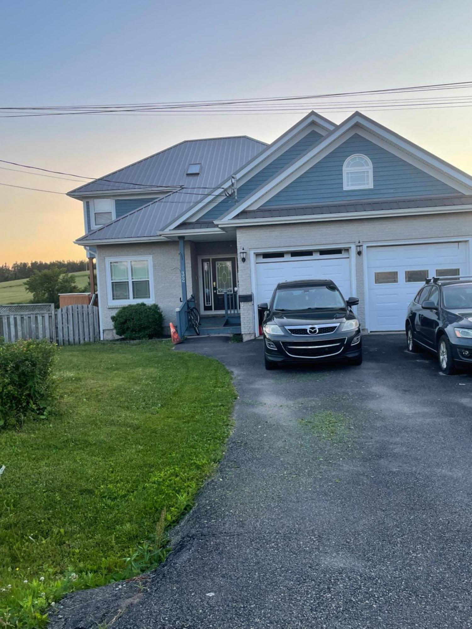 Executive One Bedroom Apartment Including Pull Out Sofa Bed Antigonish Exterior photo